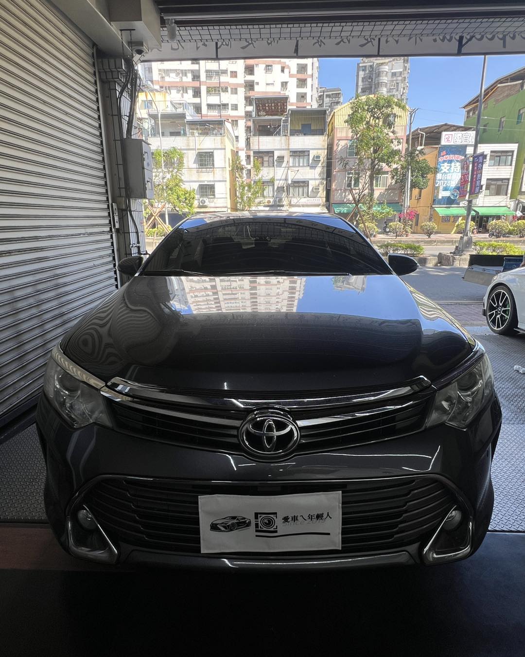 Toyota-Camry 代安裝70邁前後雙錄行車記錄器