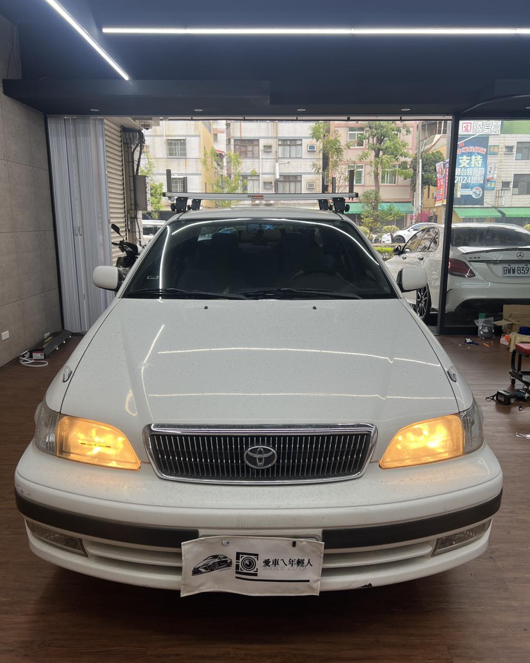 Toyota-Premio 代安裝前後雙錄行車記錄器